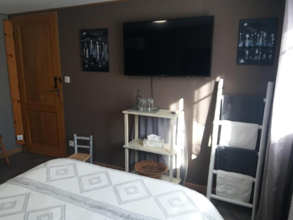Chambre D'Hotes Hola Laval  Exteriör bild